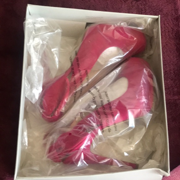 Pink 4” Heels - Picture 6 of 6